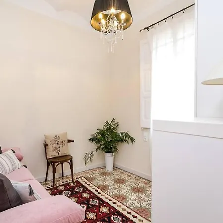 Lovely Designed House Connected To Center *