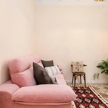 Lovely Designed House Connected To Center *