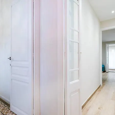 Lovely Designed House Connected To Center