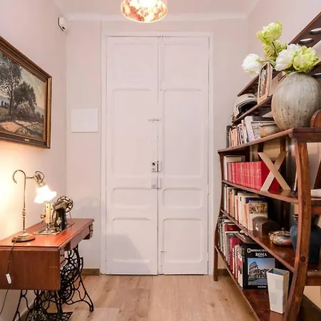Lovely Designed House Connected To Center Holiday home *