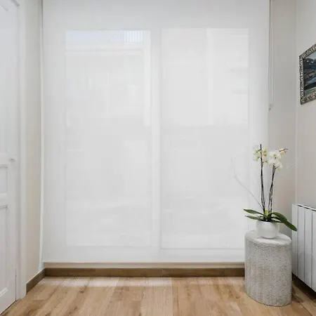 Lovely Designed House Connected To Center Holiday home *